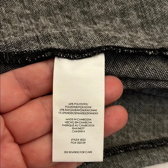 CCO SALE 💛 CAbi Black and White Houndstooth Skirt POCKETS - Picture 3 of 4